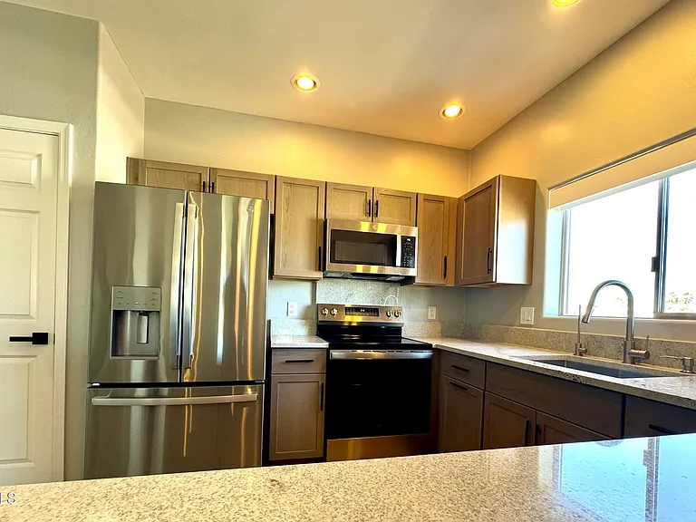 14000 N 94th St #3147 — Photo 9