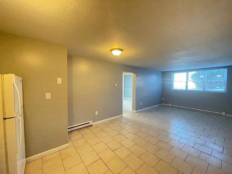 181 Loudon Rd #302 — Photo 5