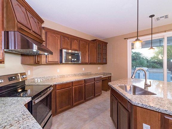 5th image of 15011 W Mercer Ln