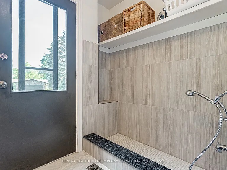 6 Village Squire Ln — Photo 17