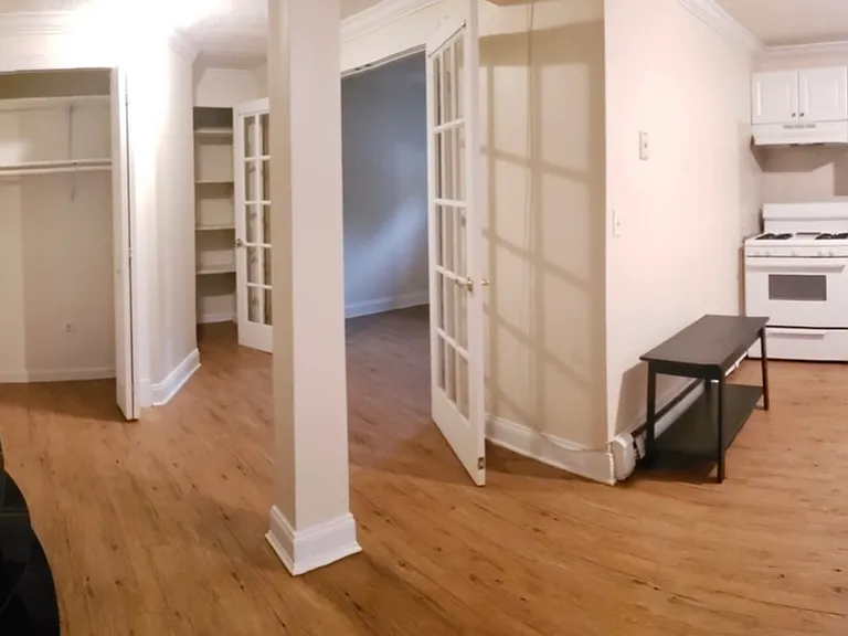 42 Beekman Rd — Photo 1