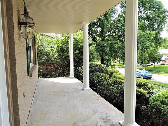 4th image of 7843 Eglington Ct