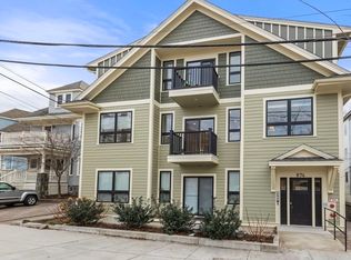 874 South St #4, Roslindale, MA 02131