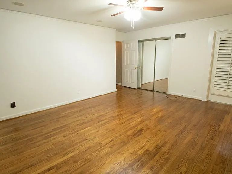 376 Cochran Dr NW — Photo 14