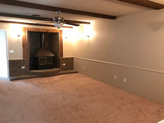 2nd image of 1015 Shelley Dr