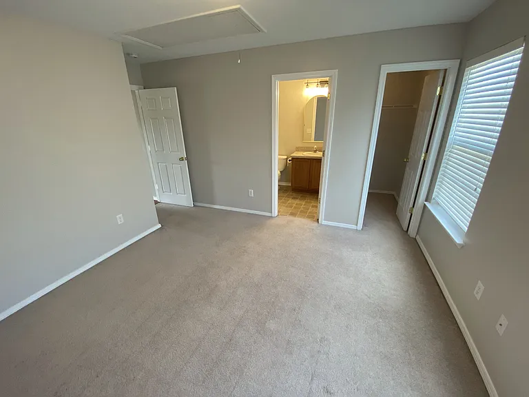 137 Fairgreen St — Photo 24