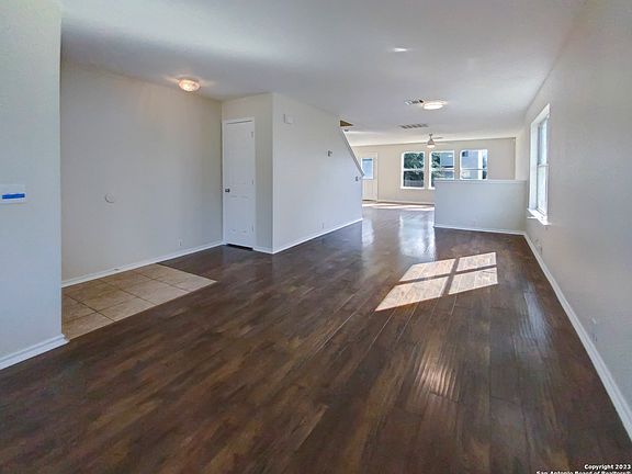 3rd image of 5208 BROOKLINE