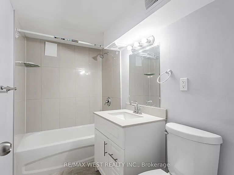 31 Clair Rd #BASEMENT — Photo 12