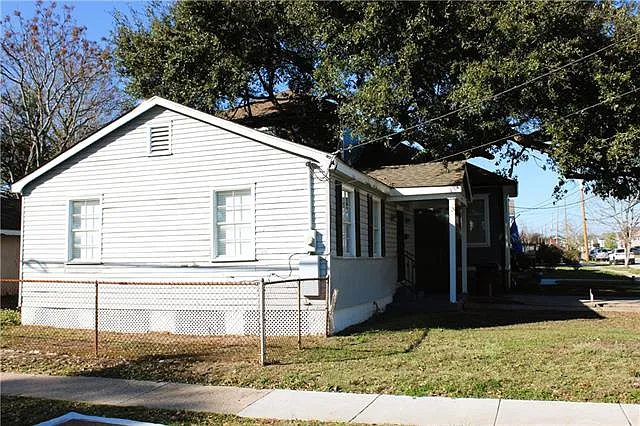 5700 Wilton Dr — Photo 22