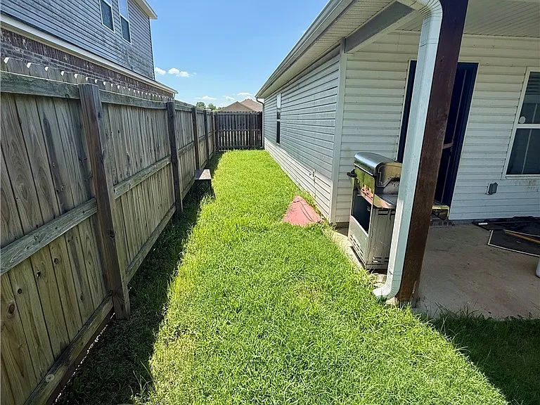 1334 S Kingfisher Ln — Photo 3