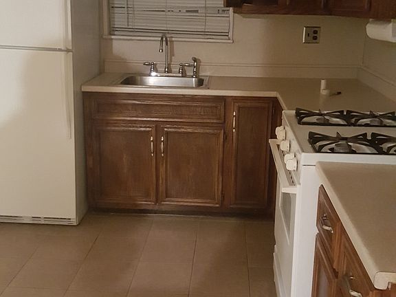 Eat In Kitchen