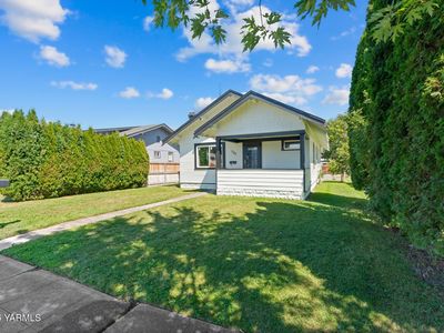 705 S 8th Ave, Yakima, WA, 98902