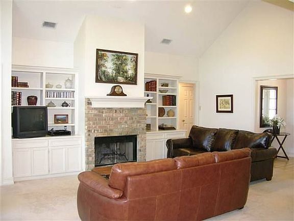 2nd image of 12735 Koawood Ln