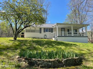105 Echo Valley Rd, Rocky Top, TN 37769