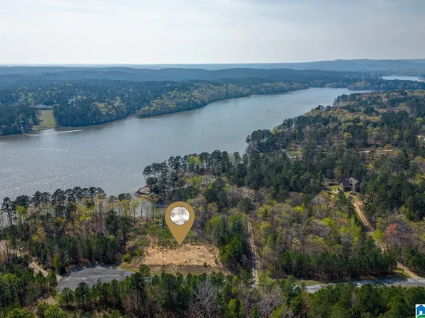 Stillwaters Trl #180, Sylacauga, AL 35151