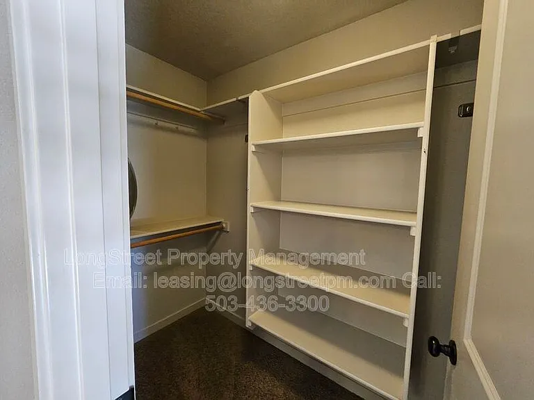 6458 NE 8th Ave — Photo 41