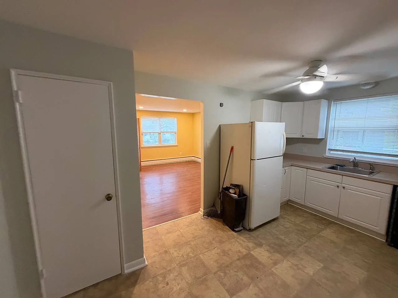 2 bed, 1320 sqft, $1,900 — Photo 4