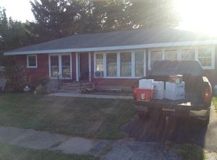 421 S Locust St, Maroa, IL 61756