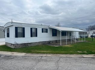 520 Wren Cir, Elyria, OH 44035