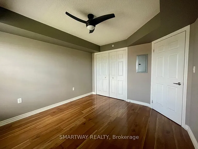 1360 Main St E #409 — Photo 9