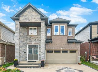 292 Freure Dr #BASEMENT, Cambridge, ON N1S 0C1