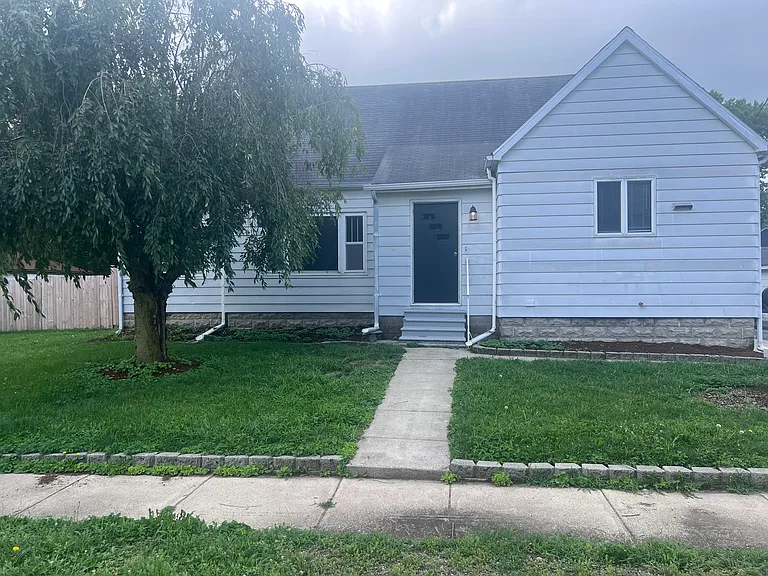 108 N North St — Photo 16