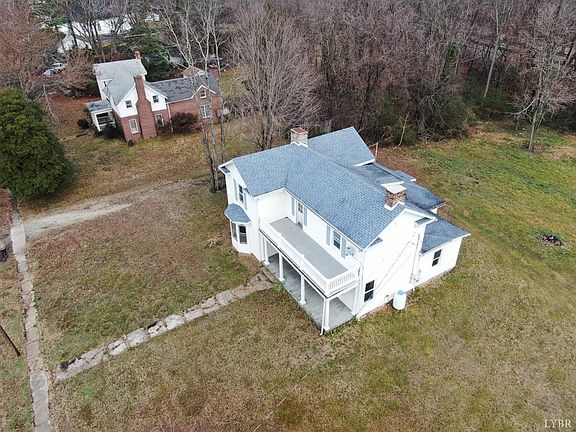 3rd image of 242 Church St