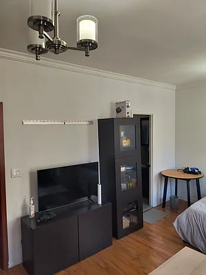 Rented by Dyer Estate Mgmt | media 12