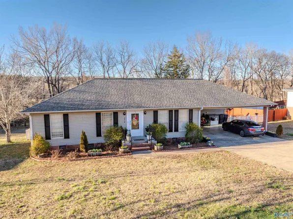 6414 Meadowbrook Ln NW, Fort Payne, AL 35967
