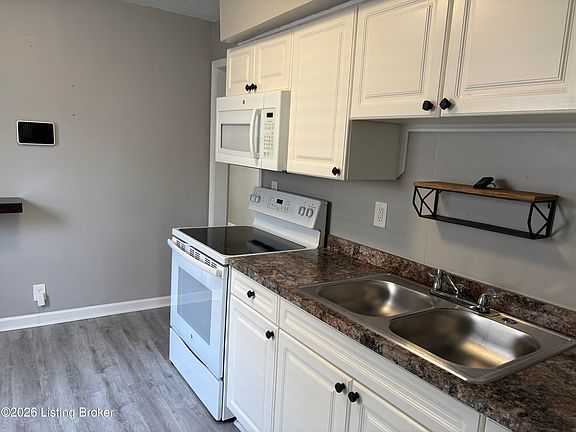 5th image of 326 Alger Ave