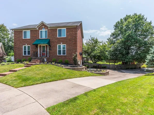 2000 McNair Ct, Lexington, KY 40513
