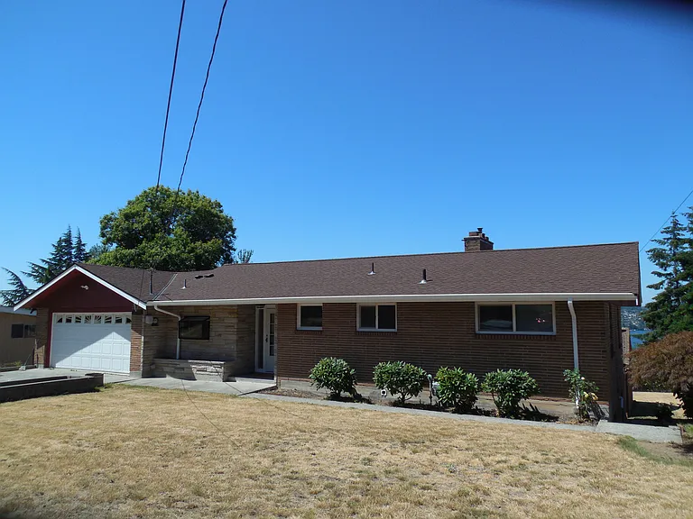 1617 Jones Ave NE — Photo 22