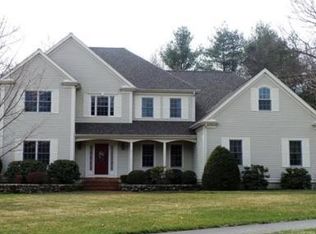 8 Kendall Dr, Foxboro, MA 02035
