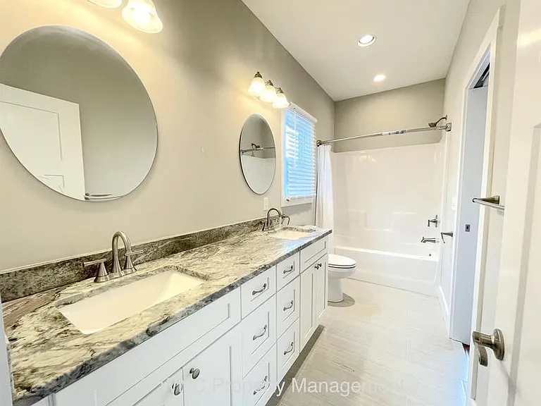 72 Leyland Cir — Photo 8