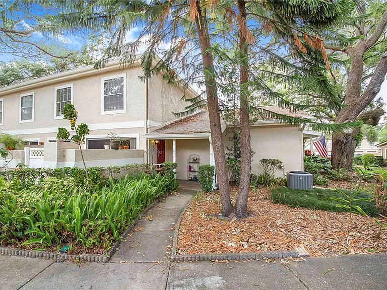 11857 Northtrail Ave — Photo 1