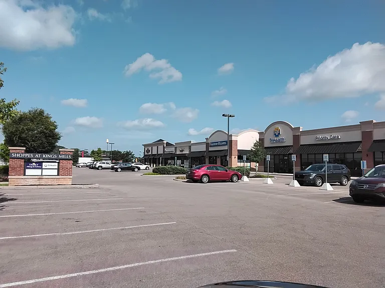 Strip center 7 minutes from house