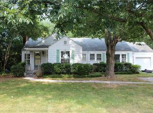 208 S Main St, Faith, NC 28041