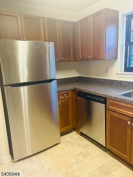 2 bed, 2.5 bath, 1500 sqft, $3,325 — Photo 4