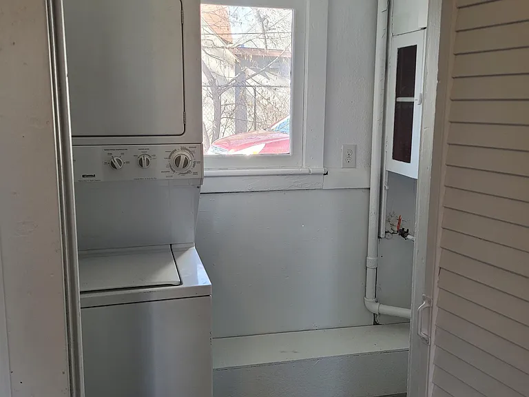 726 W Colorado Ave — Photo 9