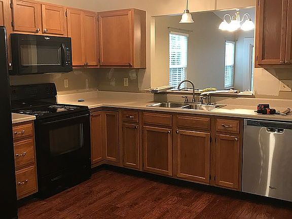 3rd image of 19208 Amber Way