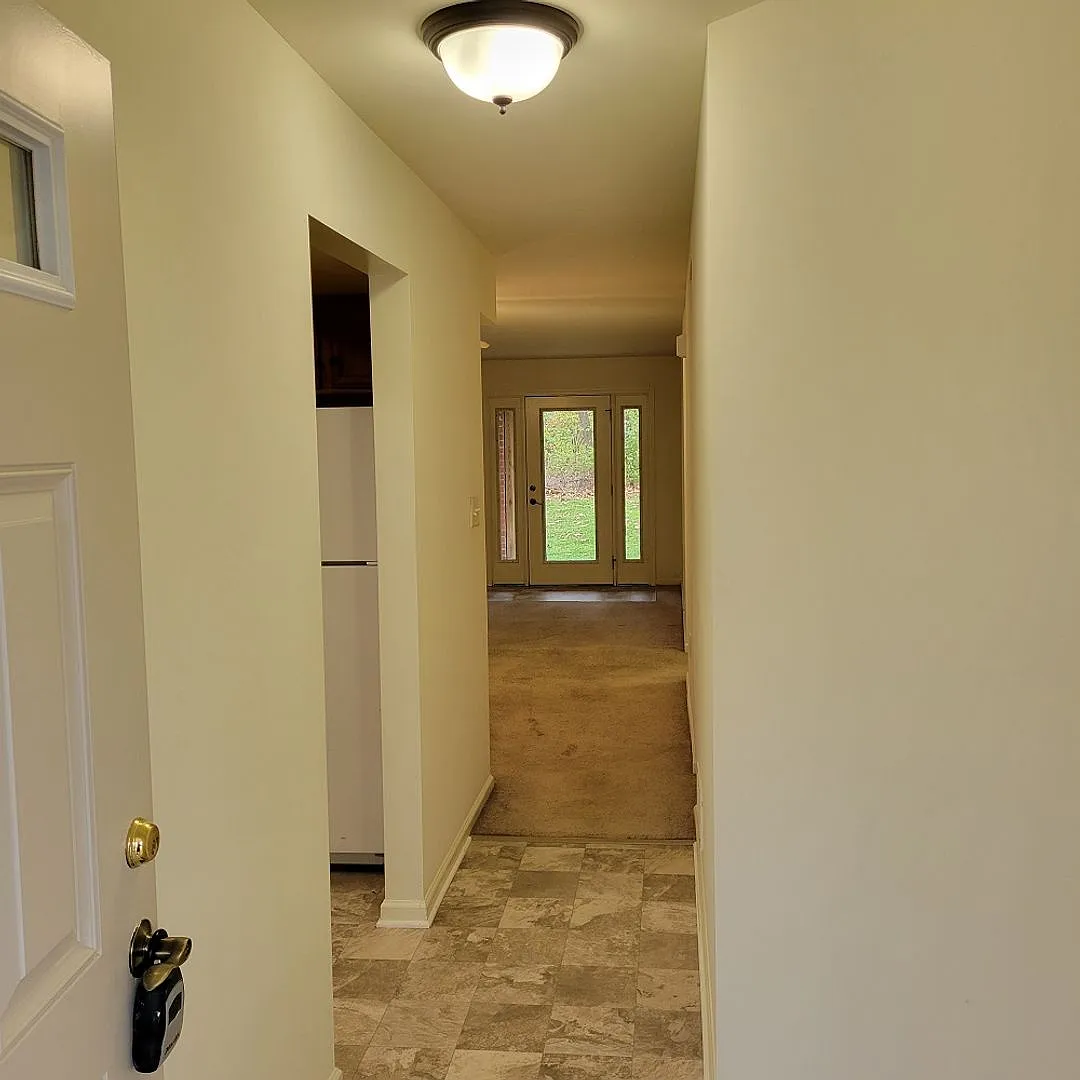 Grandview Apartments (62gr) — Photo 4