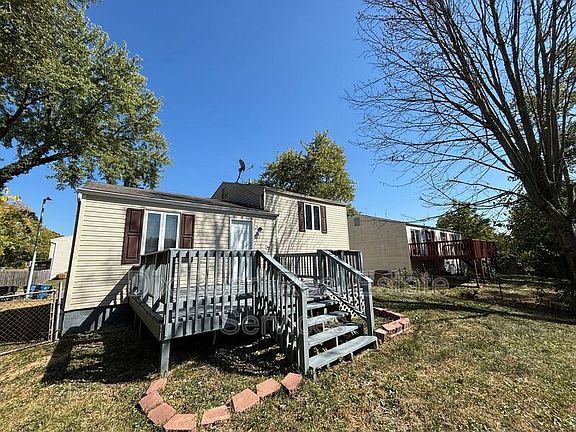 3rd image of 2351 Wienburg Dr