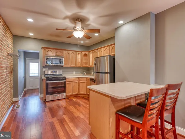 1845 Covington St, Baltimore, MD 21230