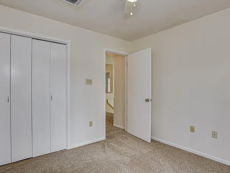 3220 Summerchase Cir — Photo 15