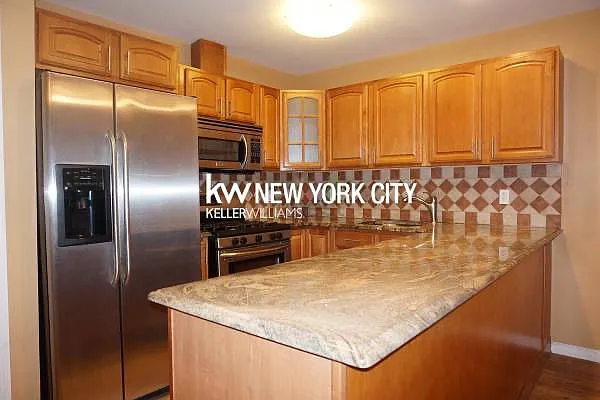 Rented by Keller Williams NYC | media 22