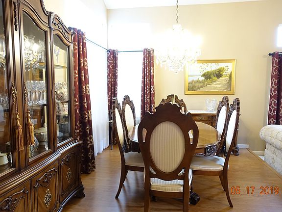 3rd image of 144 Bayline Cir