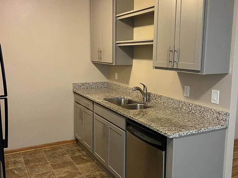 3040 Emerson Ave S #4 — Photo 2