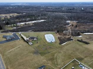 Naylor Lloyd Rd, Girard, OH 44420