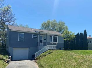 1883 Willett Dr, Johnstown, PA 15905