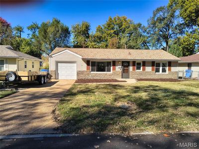 8 Elwood Ct, Florissant, MO, 63031